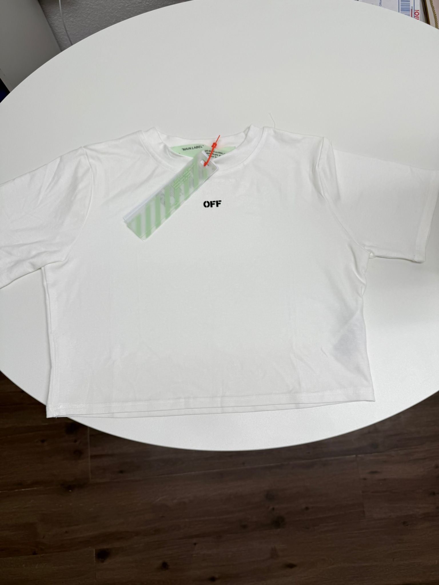 Off-White Top Tee