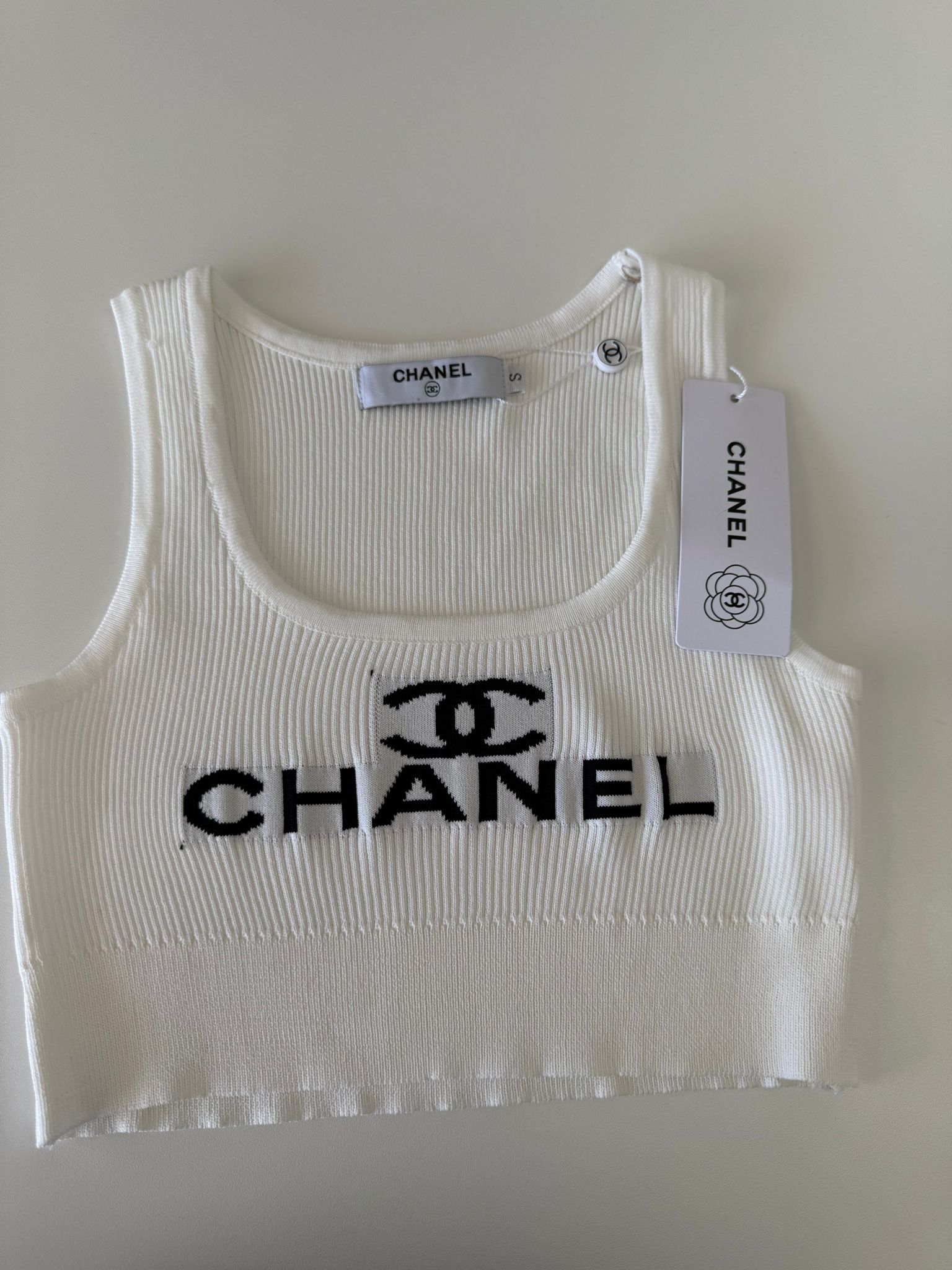 Blanco Top Chanel
