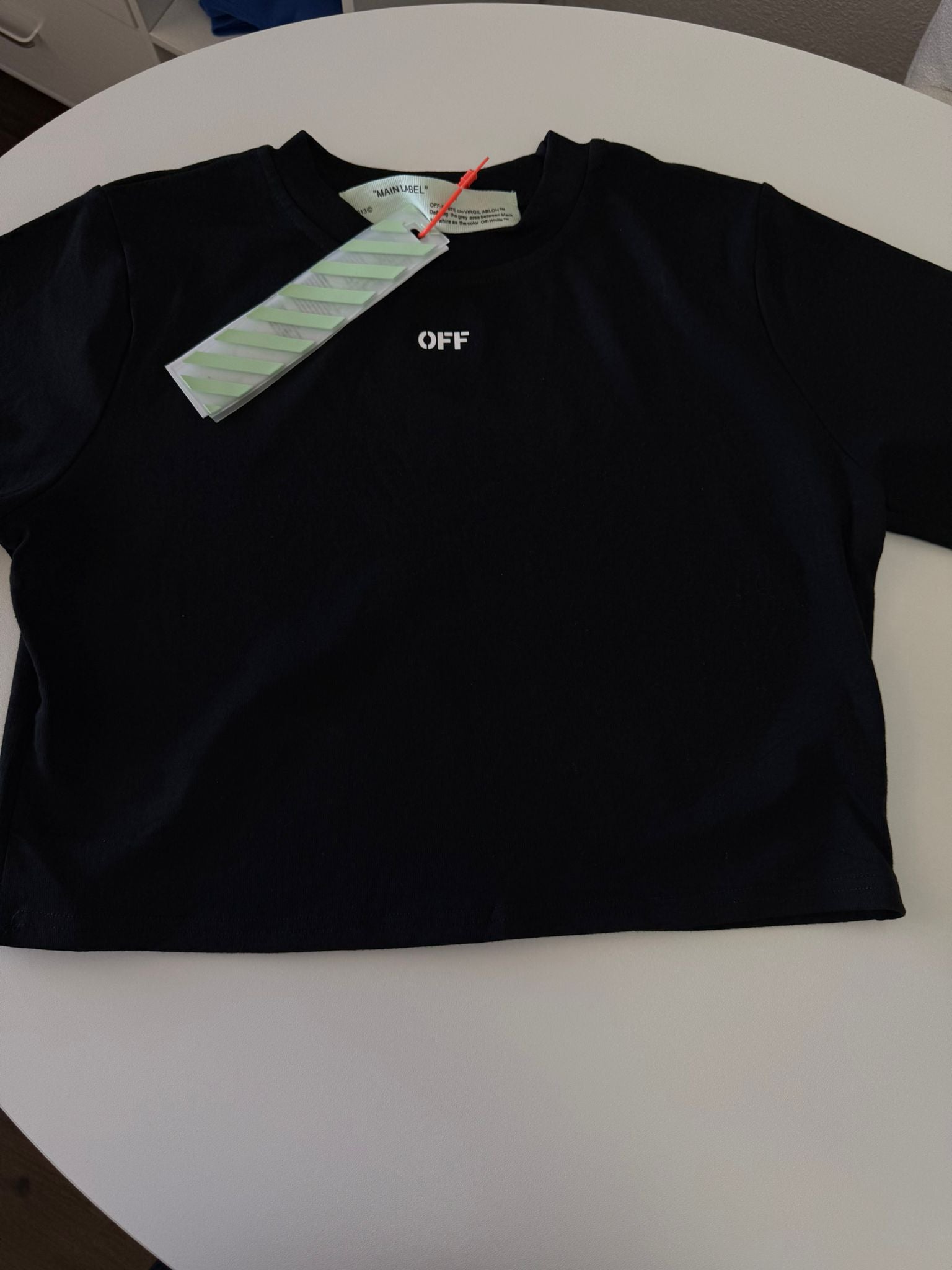 Off-White Top Tee